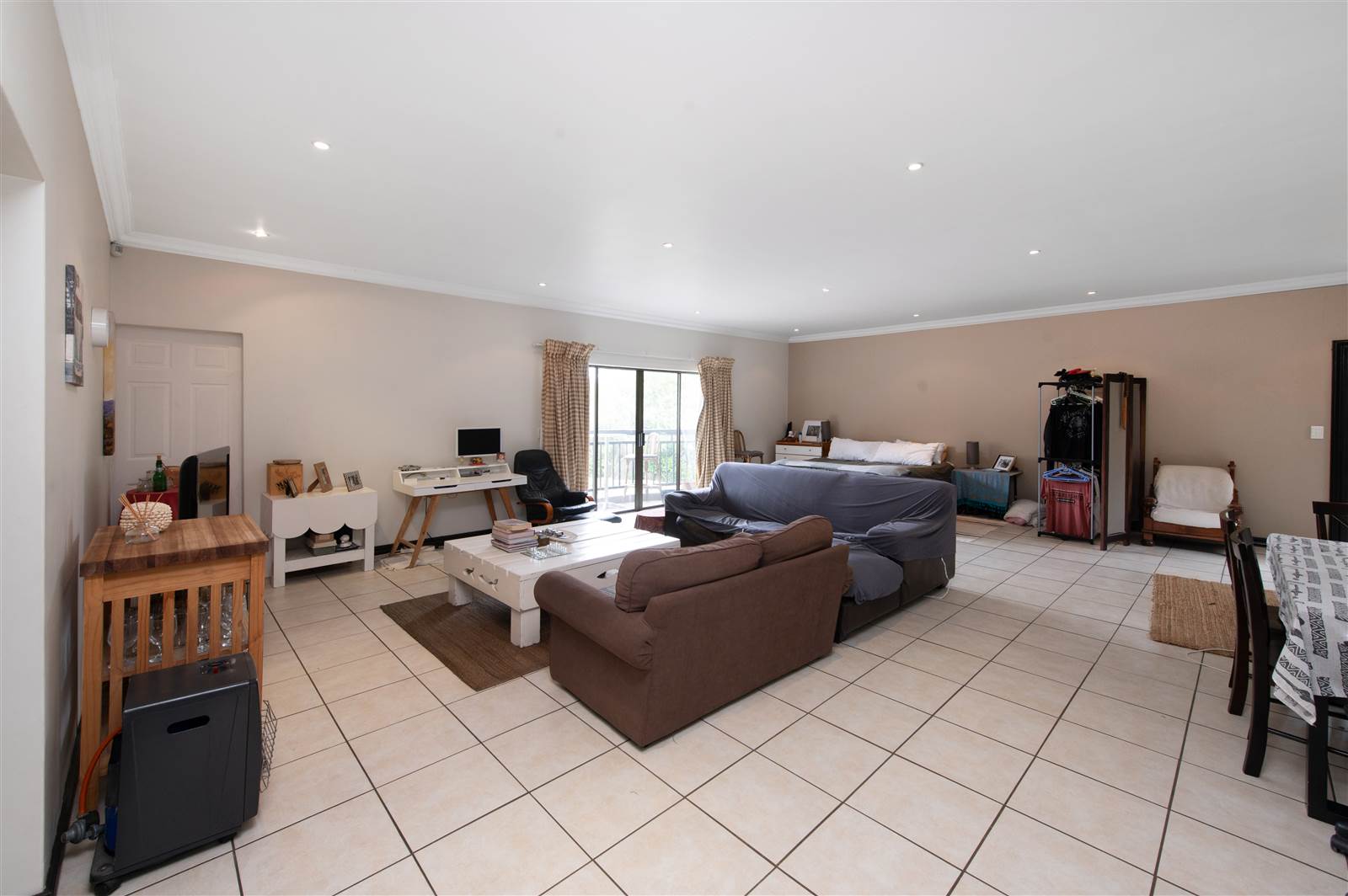 4 Bed House in Kyalami Estate photo number 22
