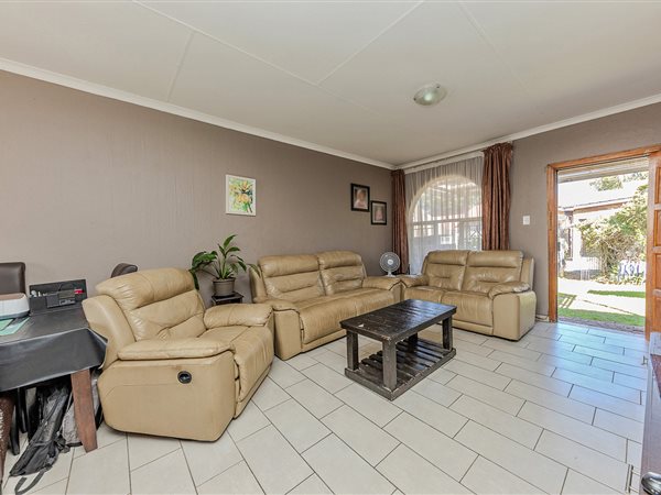 3 Bed Townhouse