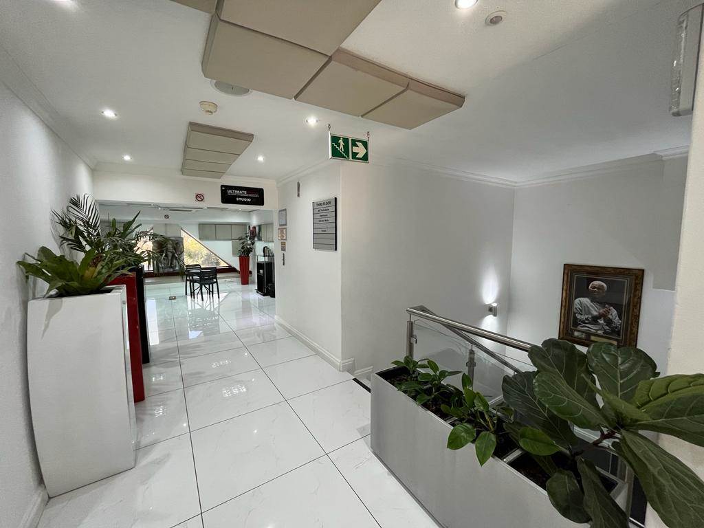 1289  m² Commercial space in Bryanston photo number 26