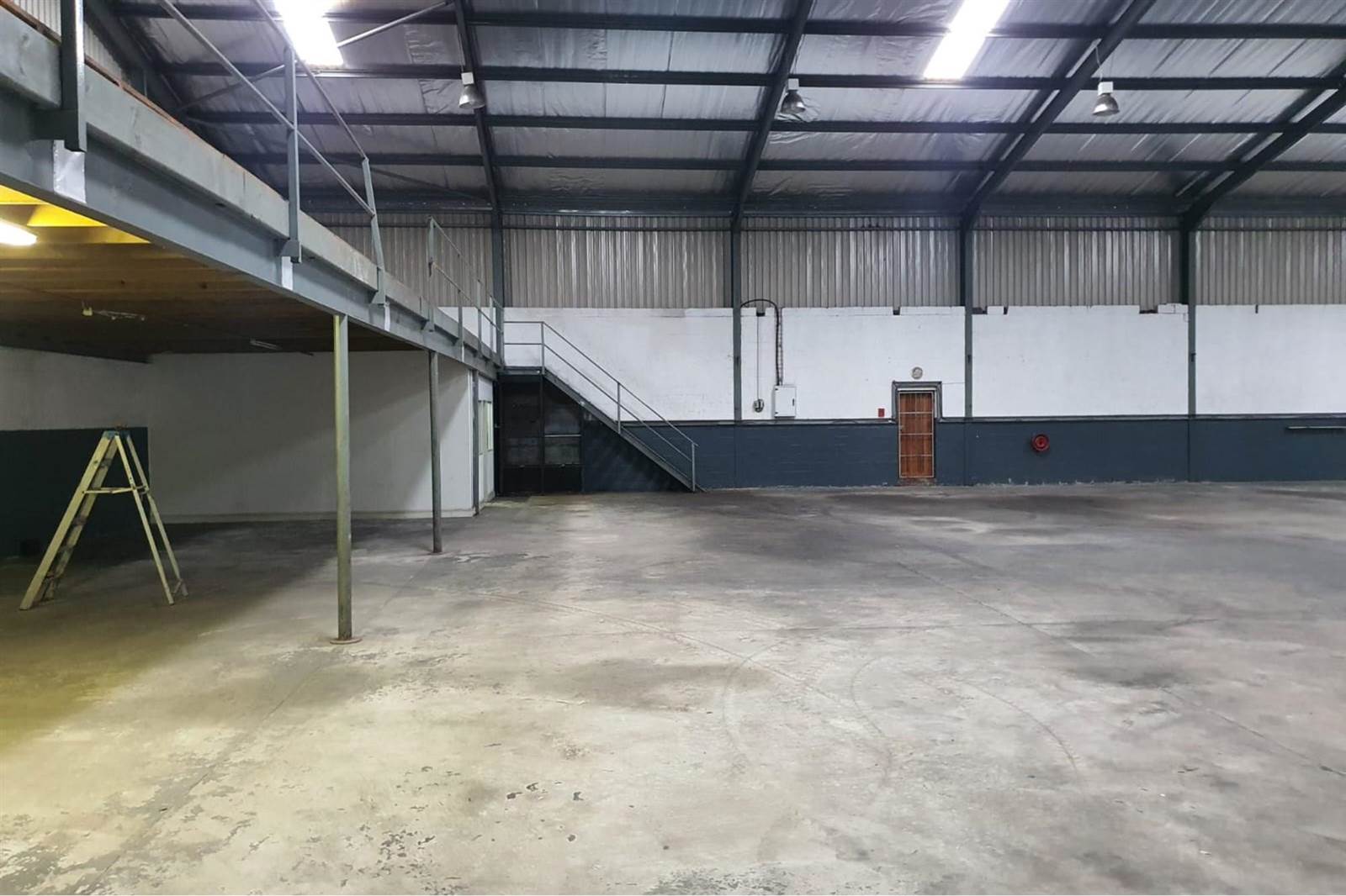 1500  m² Industrial space in North End photo number 12