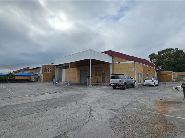 2338  m² Industrial space in Epping