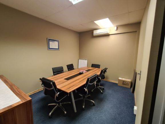 1008  m² Office Space in Kimberley Central photo number 12