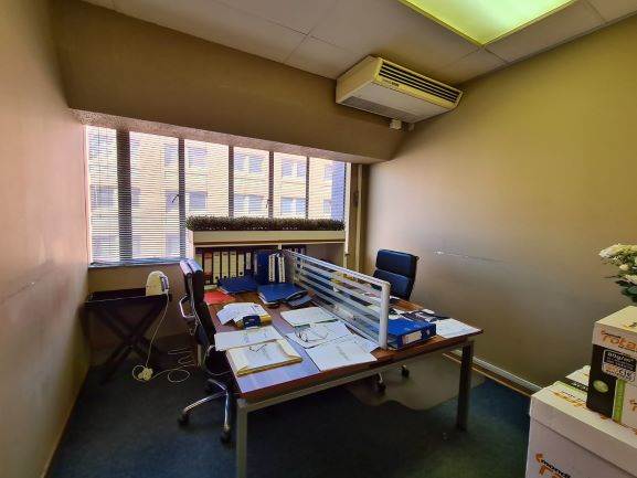 1008  m² Office Space in Kimberley Central photo number 11