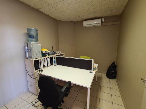 1008  m² Office Space in Kimberley Central photo number 14