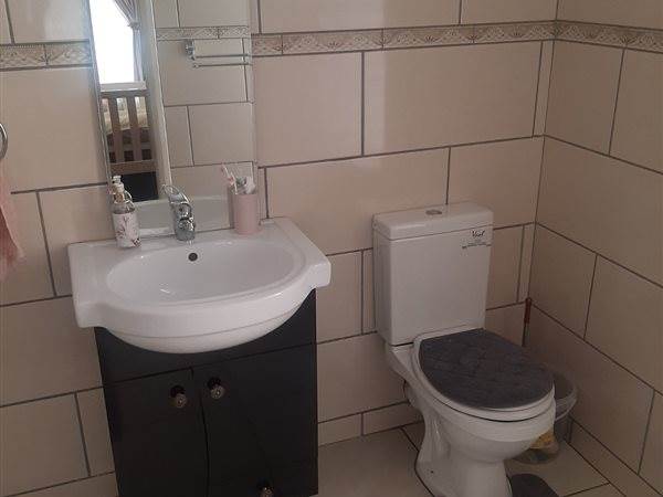 3 Bed Townhouse in Kroonstad photo number 15