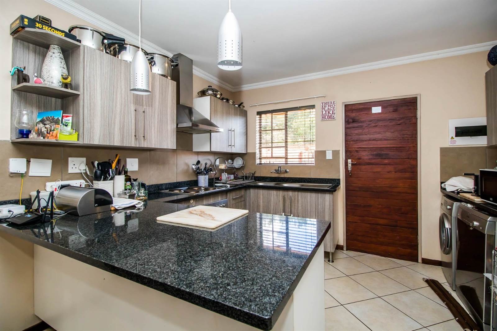 3 Bed House in Mooikloof Ridge photo number 6