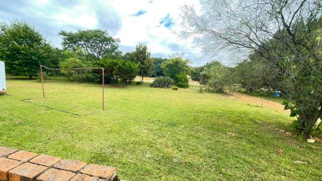 2.6 ha Land available in Blue Hills photo number 1