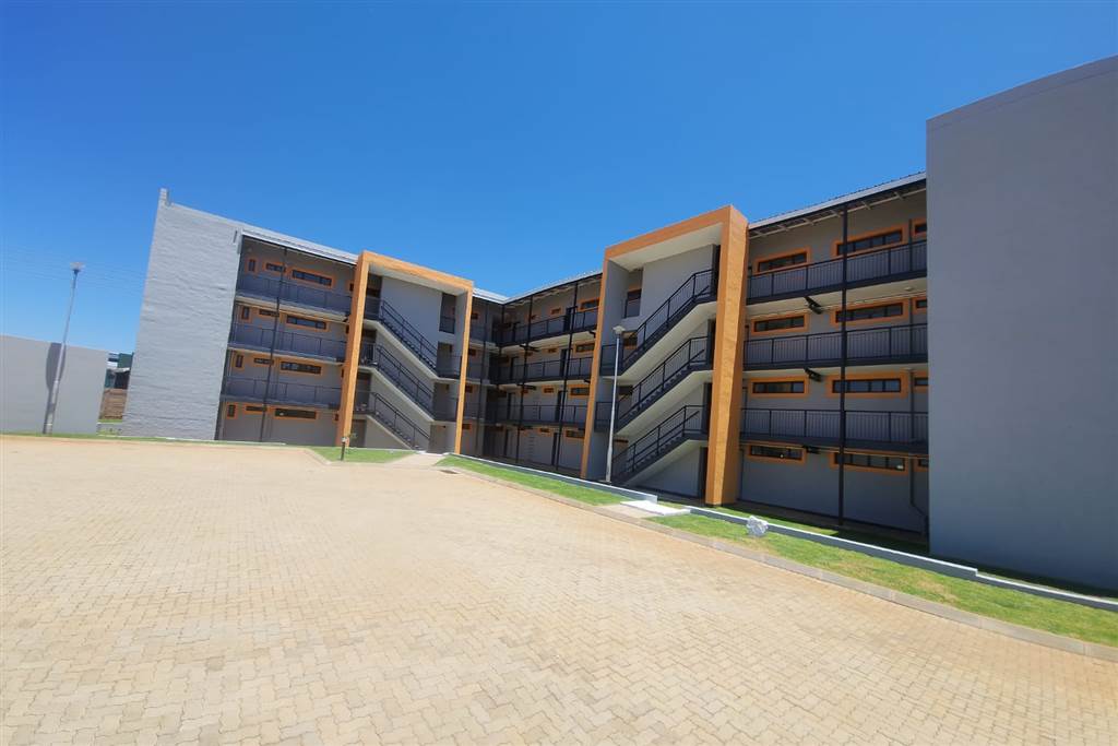3 Bed Apartment in Protea Glen photo number 19