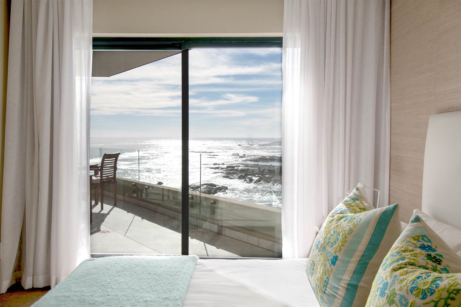 4 Bed Apartment in Camps Bay photo number 23