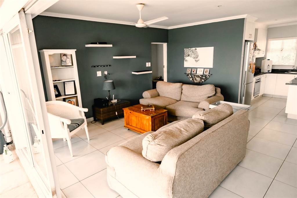 3 Bed House in Ballito photo number 11