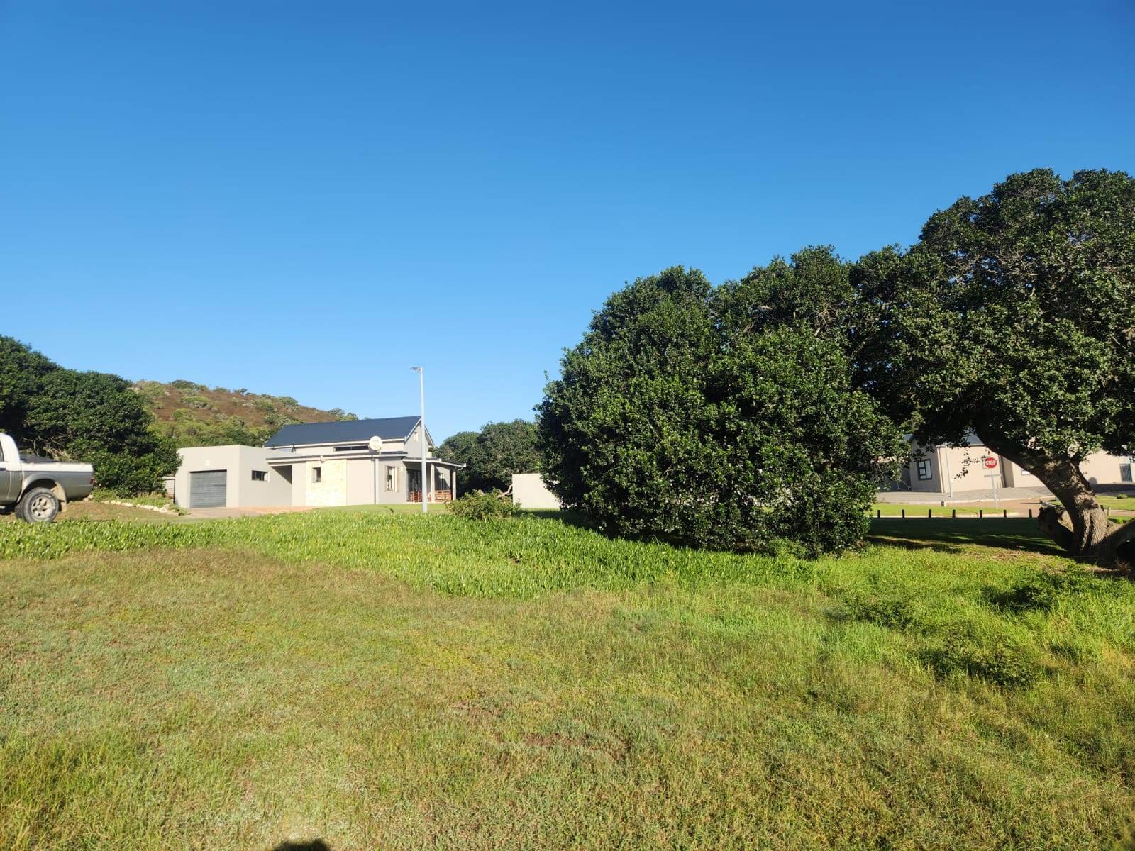 333 m² Land available in Stilbaai photo number 4