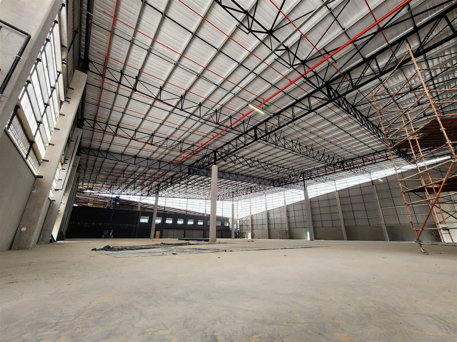 4859  m² Industrial space in Waterfall Estate photo number 3