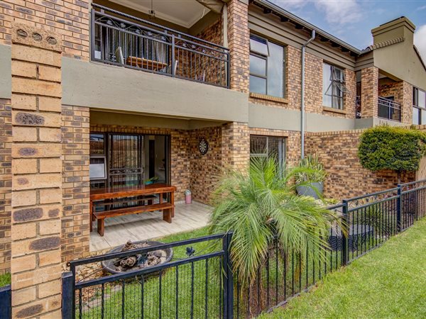 2 Bed Townhouse in Ravenswood