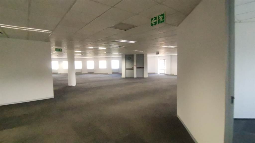 541.8  m² Commercial space in Parktown photo number 13