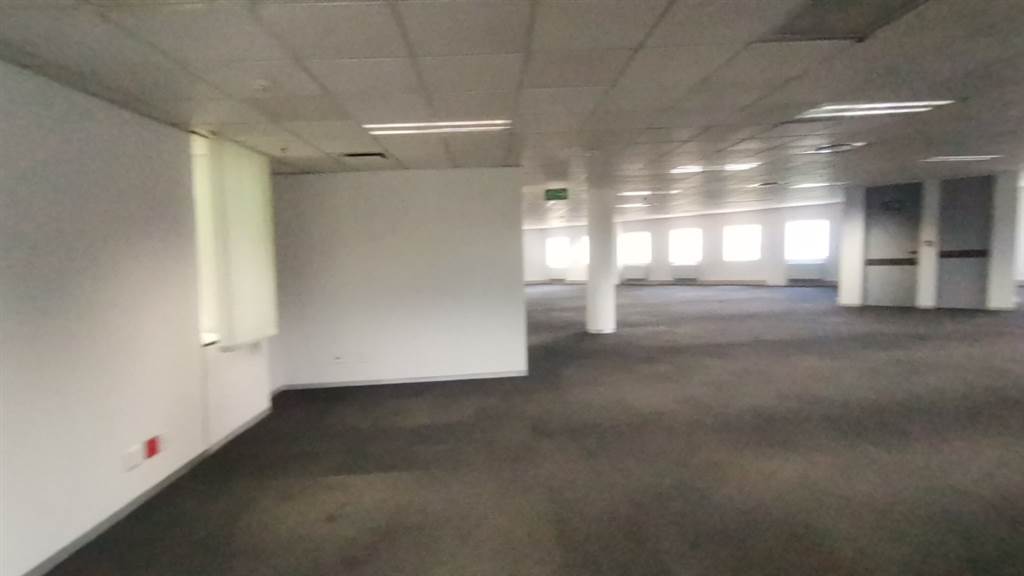 541.8  m² Commercial space in Parktown photo number 14