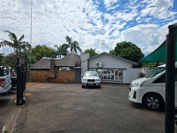270 m² Office Space 270 m² Office Space