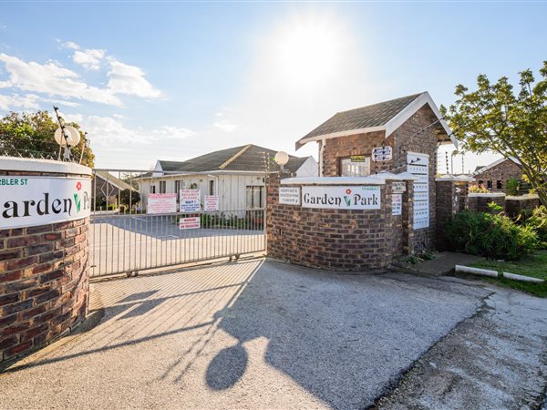 2 Bedroom Townhouse 2 Bedroom Townhouse
