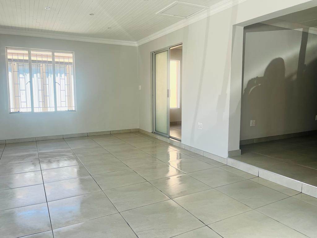 4 Bed House in Sasolburg photo number 27