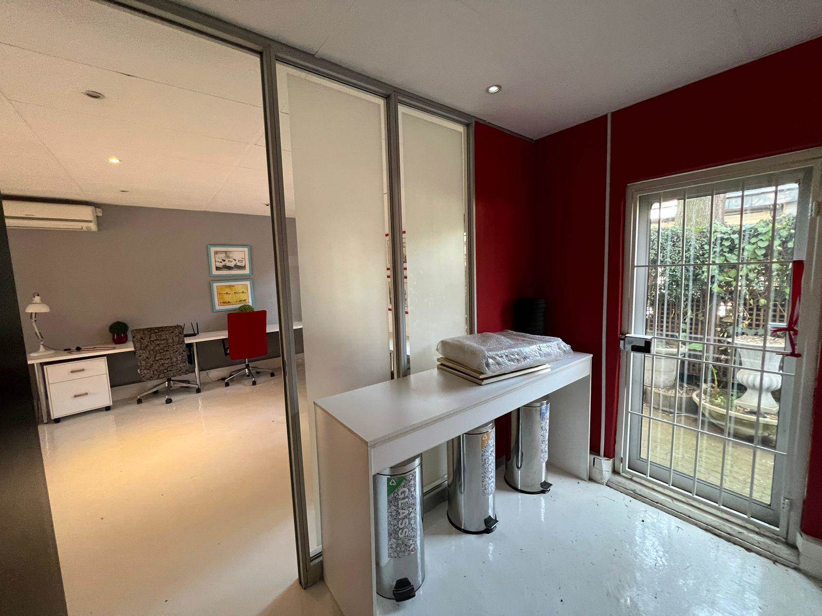 176  m² Commercial space in Rivonia photo number 5