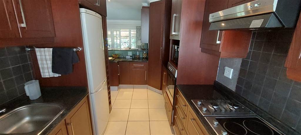 2 Bed House in Umhlanga Rocks photo number 12