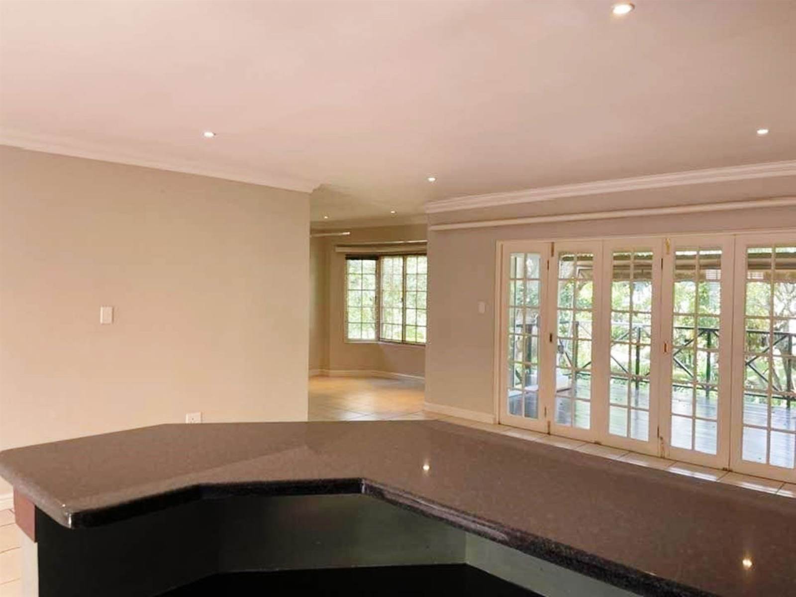 2 Bed House in Umhlanga Rocks photo number 10