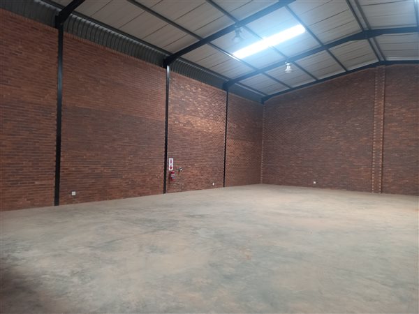 530  m² Industrial space