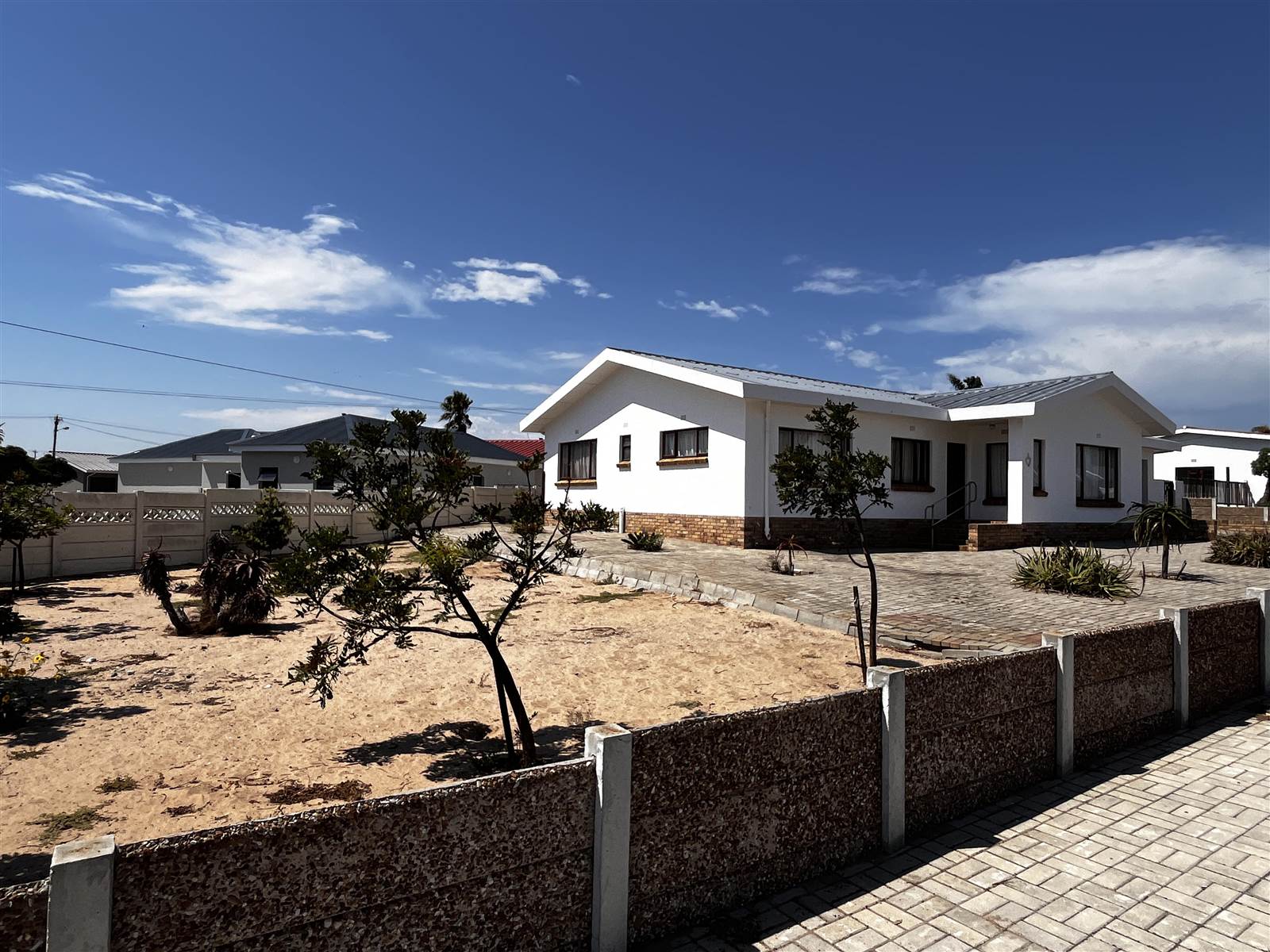 4 Bed House in Lamberts Bay photo number 2