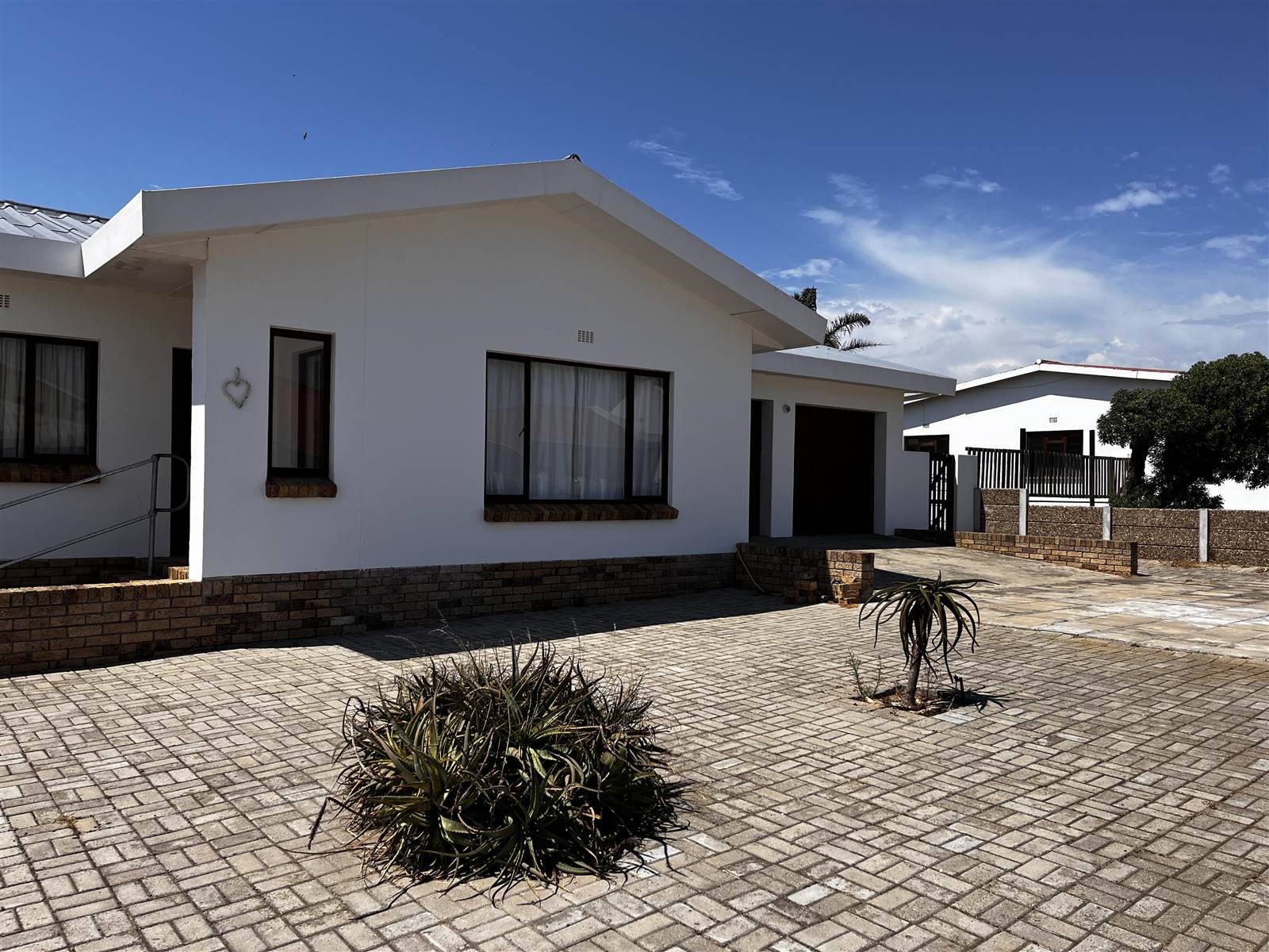 4 Bed House in Lamberts Bay photo number 27