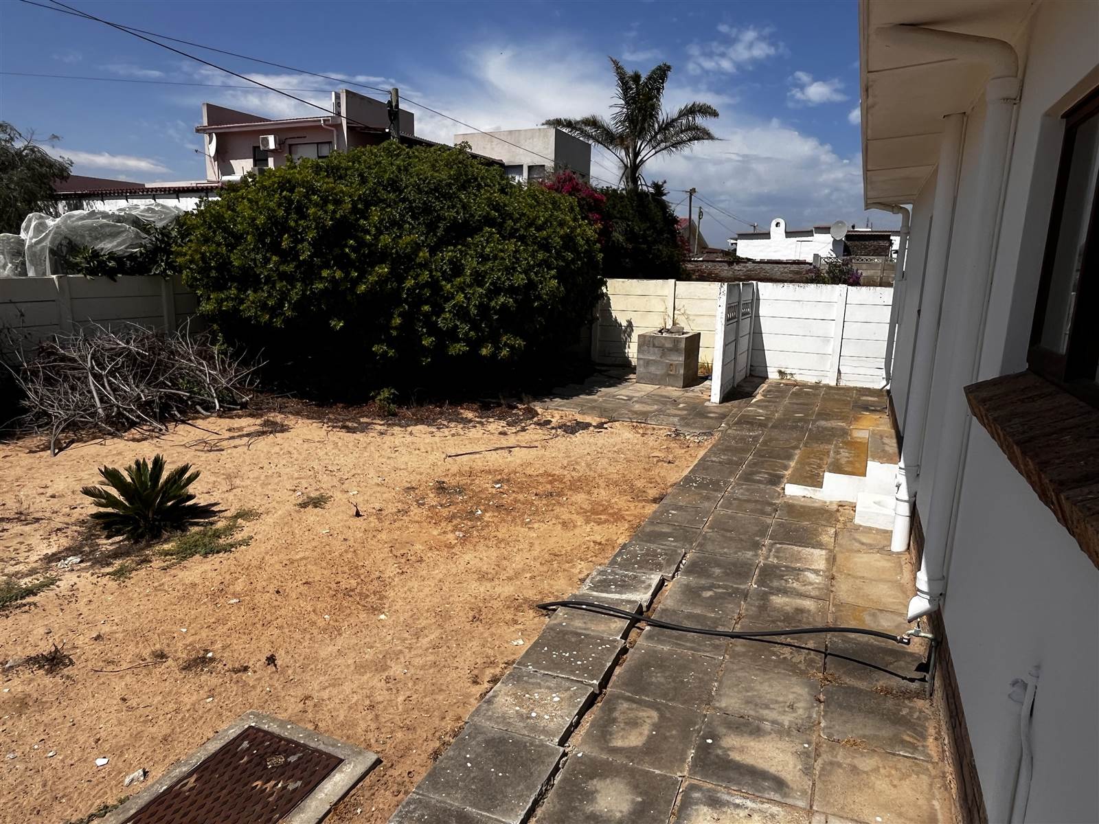4 Bed House in Lamberts Bay photo number 23