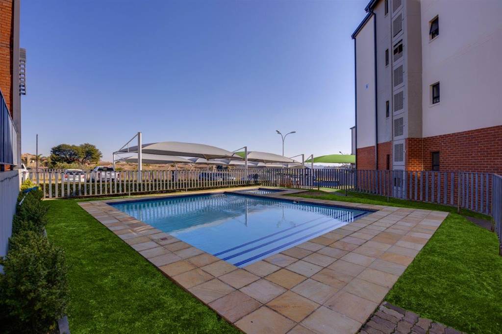 1 Bed Apartment in Erand Gardens photo number 15
