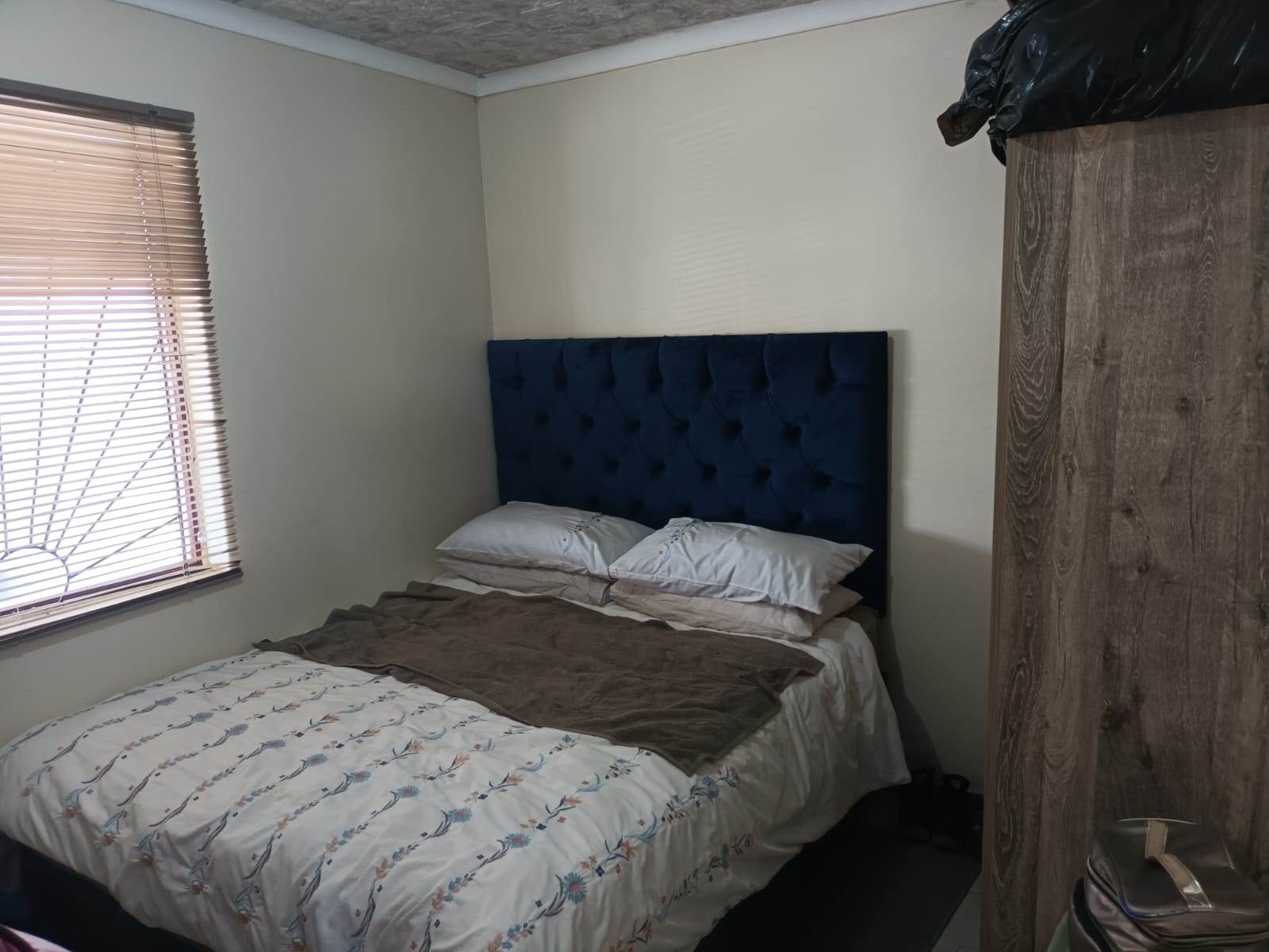2 Bed House in Khayelitsha photo number 15