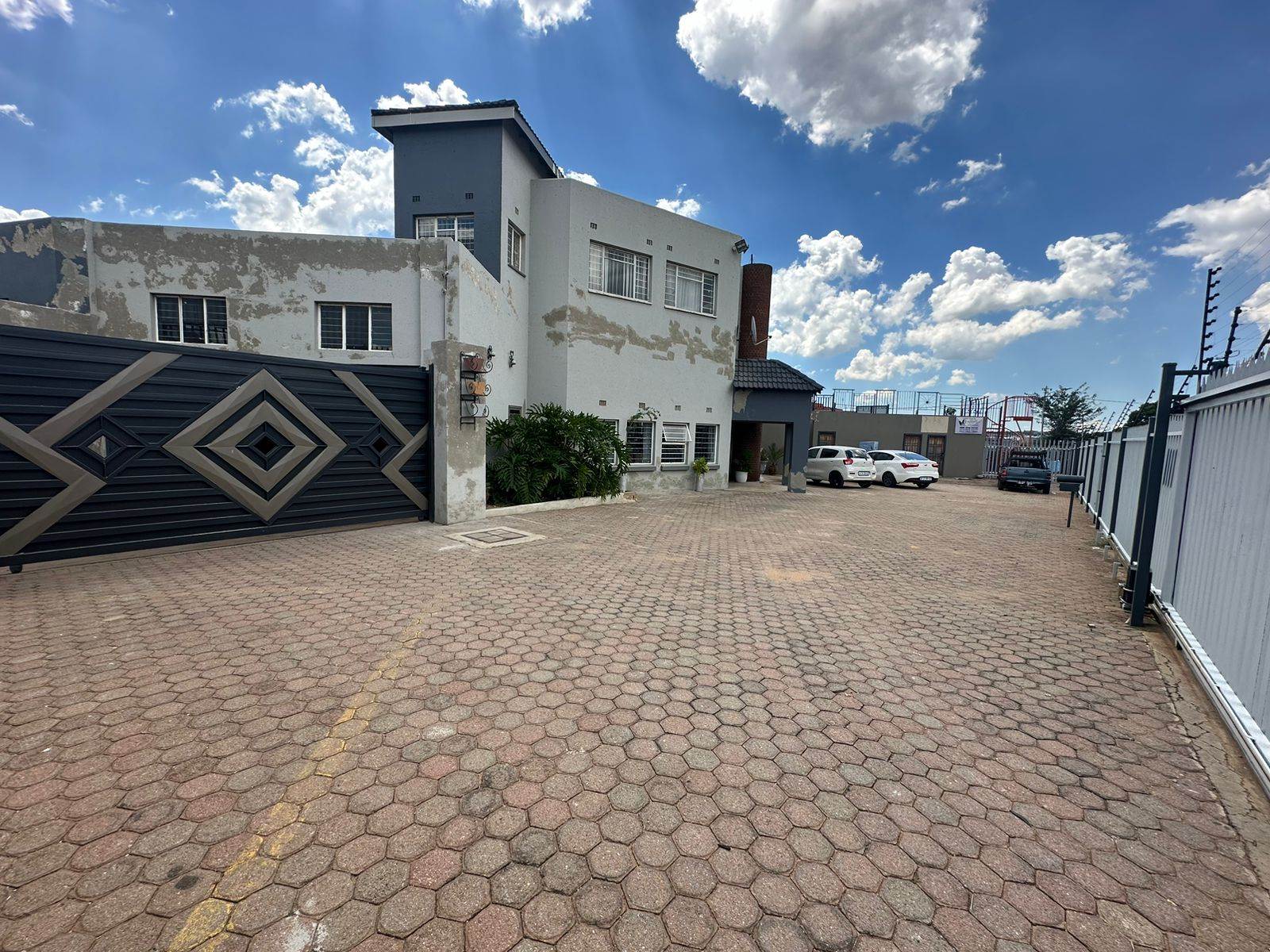 1000  m² Industrial space in Roodepoort Central photo number 9