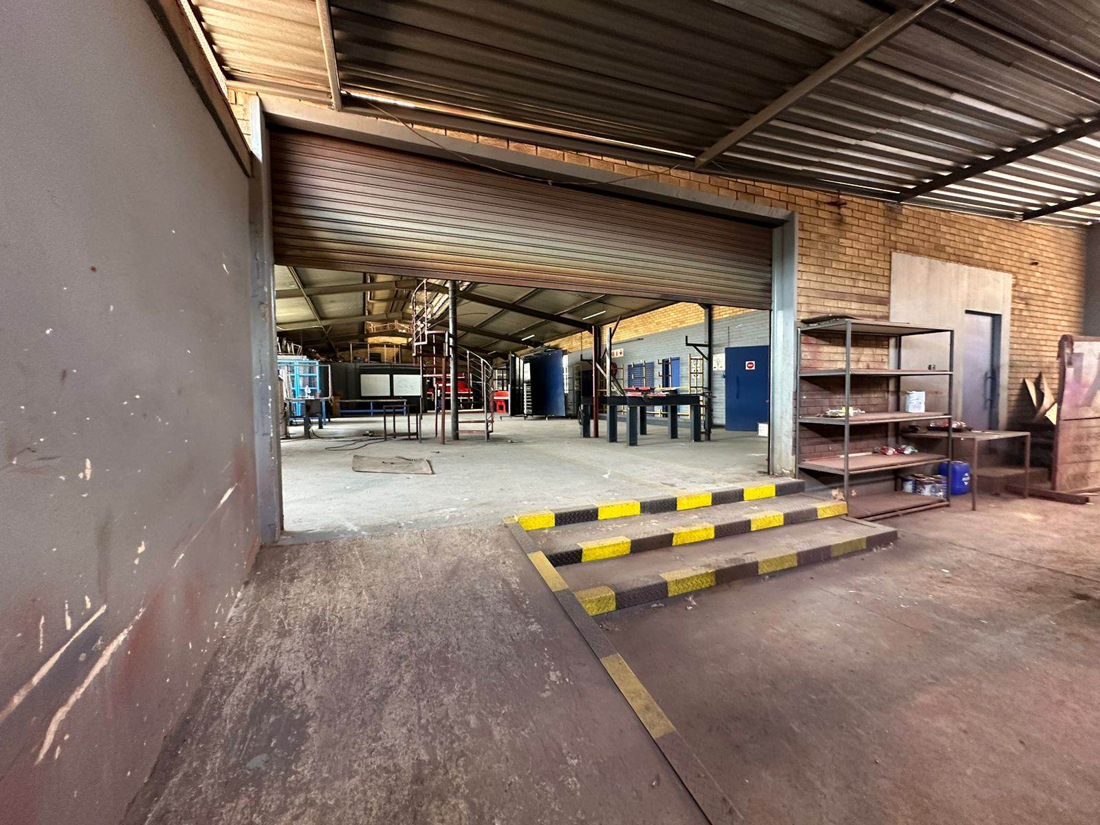 1000  m² Industrial space in Roodepoort Central photo number 18