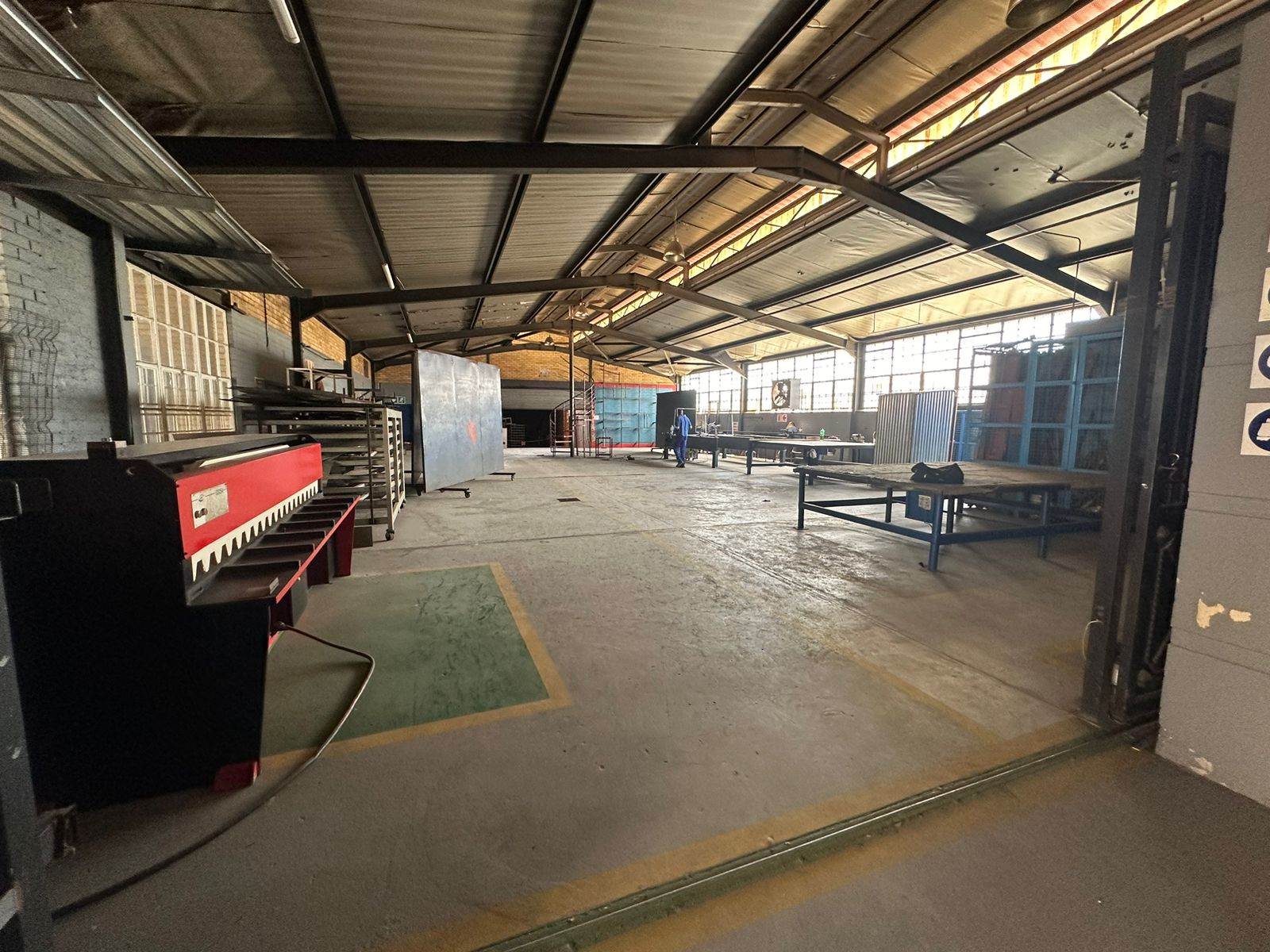 1000  m² Industrial space in Roodepoort Central photo number 28