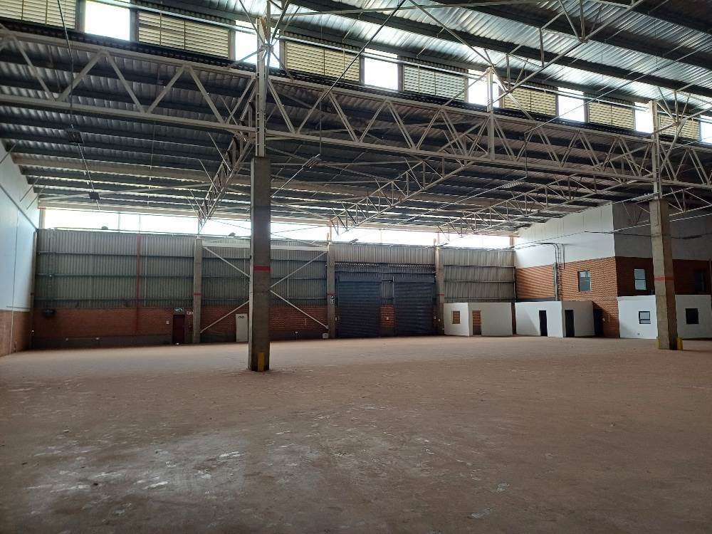 2356  m² Industrial space in Olifantsfontein photo number 18