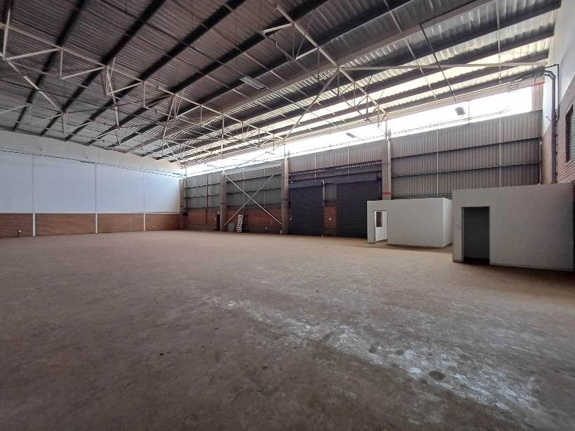 2356  m² Industrial space in Olifantsfontein photo number 14