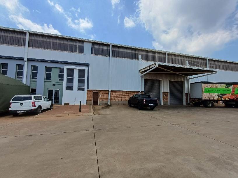 2356  m² Industrial space in Olifantsfontein photo number 4