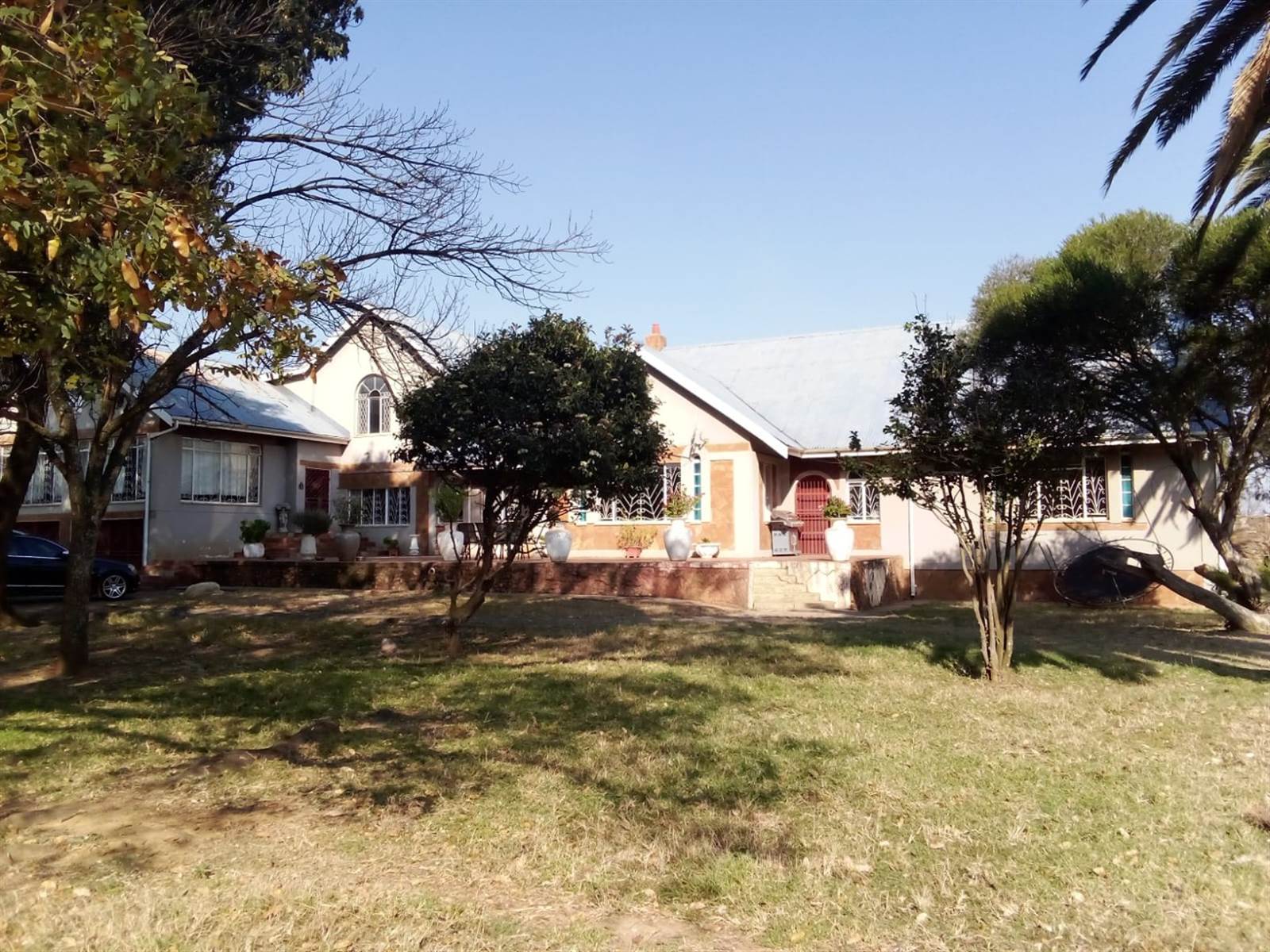 1 ha Smallholding in Hartzenbergfontein photo number 2