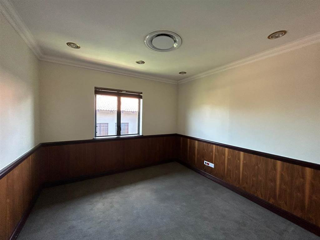 286  m² Commercial space in Ruimsig photo number 11