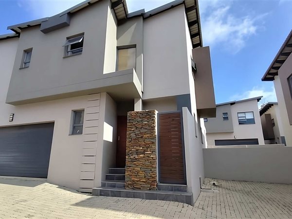 3 Bed Townhouse