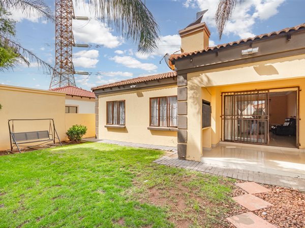 3 Bedroom House 3 Bedroom House