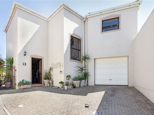 3 Bedroom House 3 Bedroom House