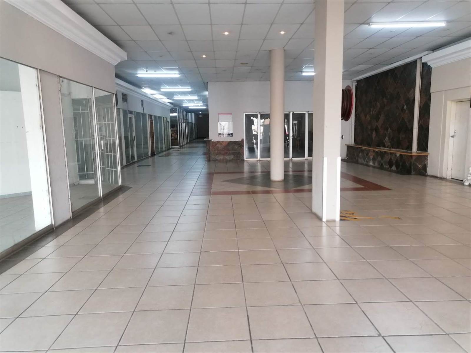 100  m² Retail Space in Edenvale photo number 1