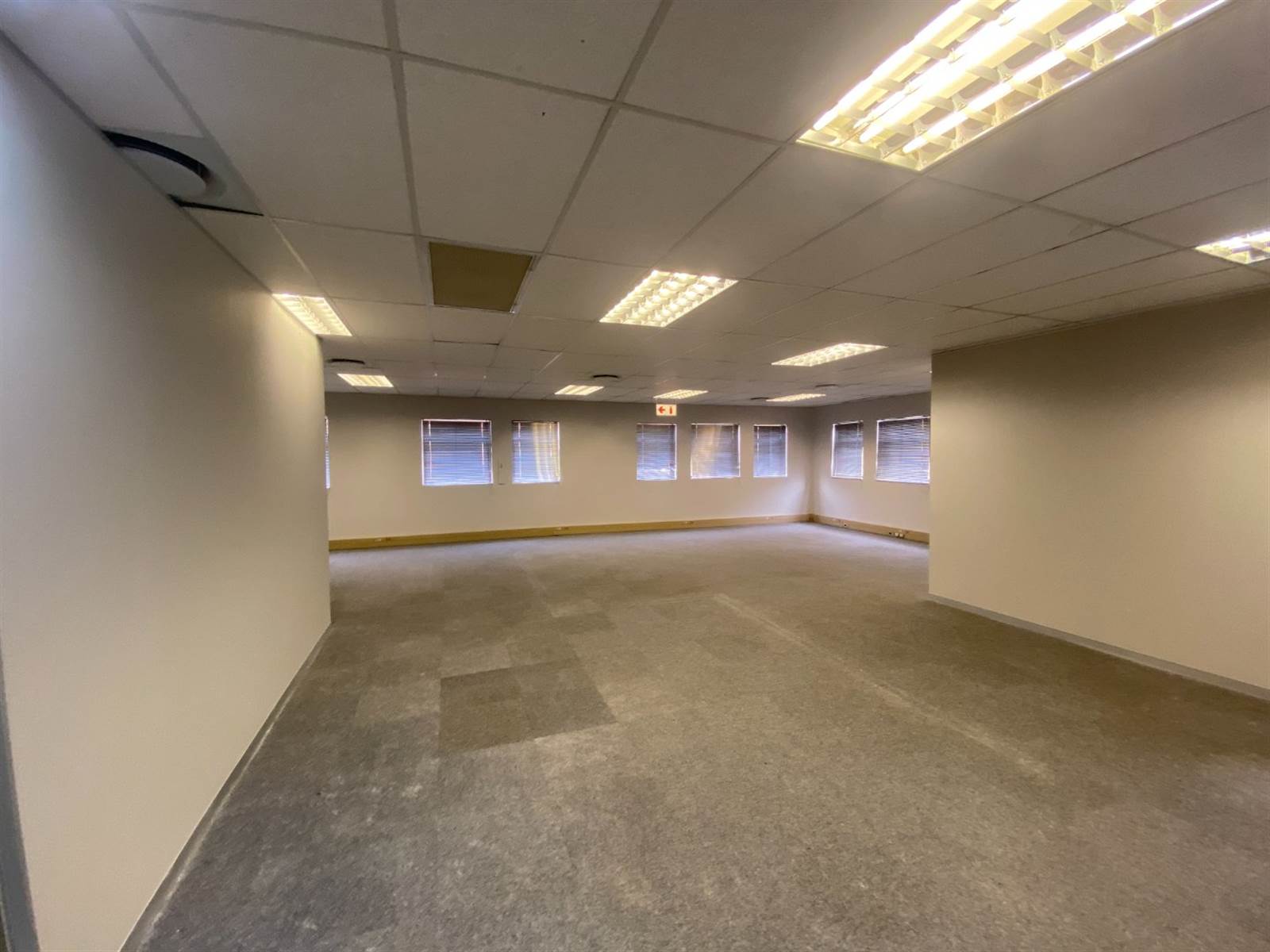 204  m² Office Space in Faerie Glen photo number 7