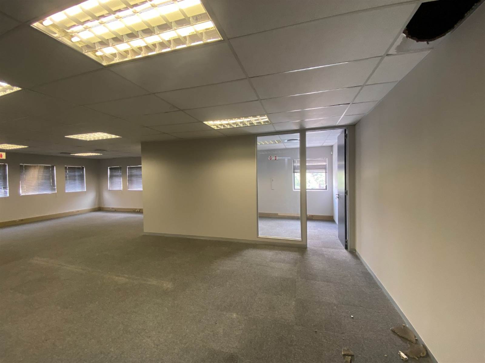 204  m² Office Space in Faerie Glen photo number 8