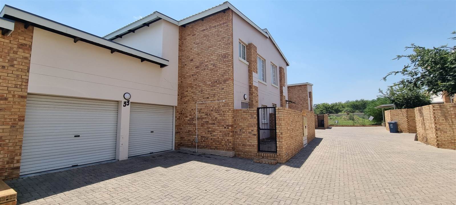 2 Bed Townhouse in Oukraal Estate photo number 1