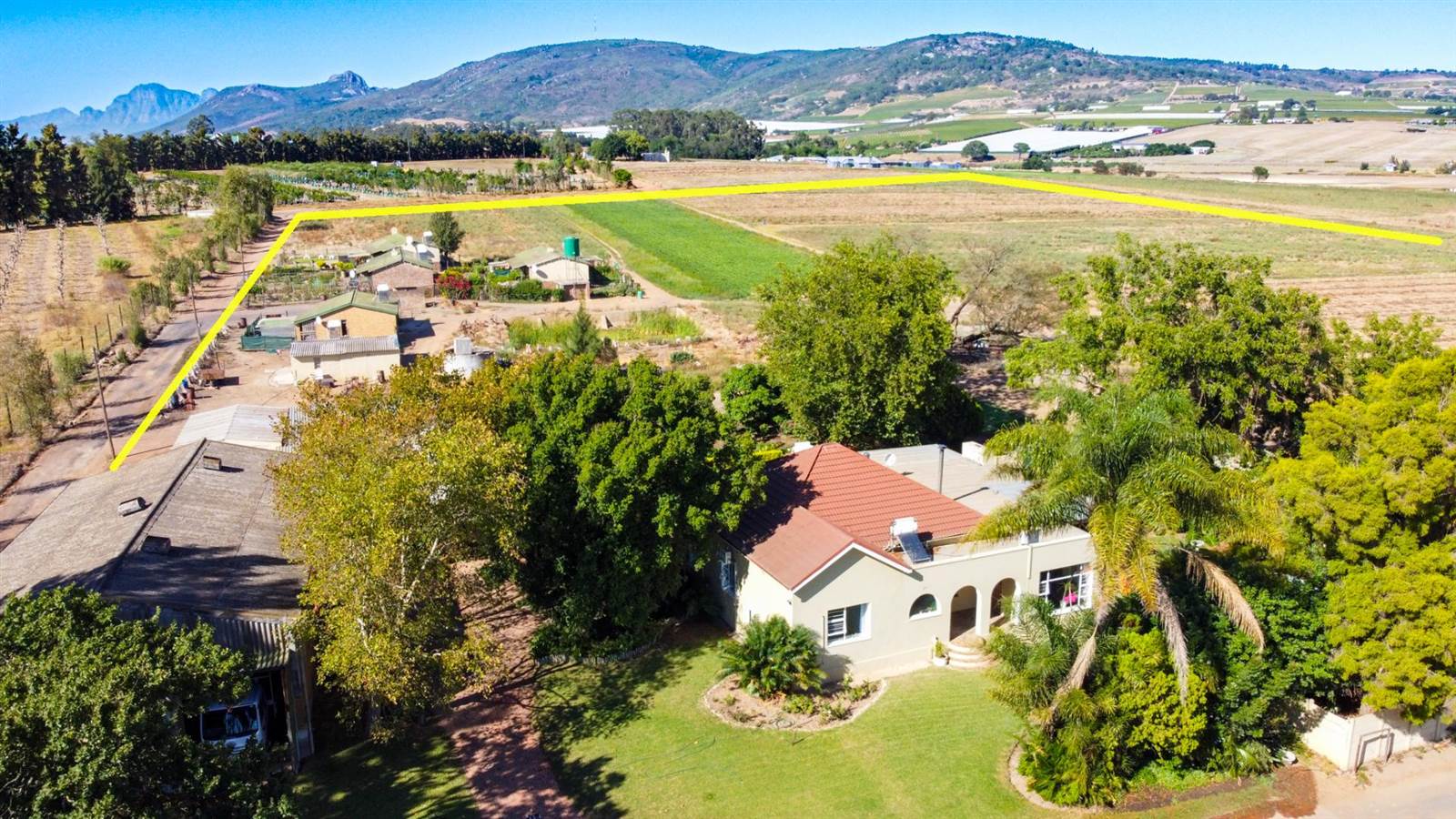 16.7 ha Farm in Northern Paarl photo number 1