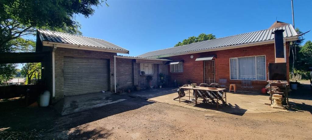 4 Bed House in Melmoth photo number 15