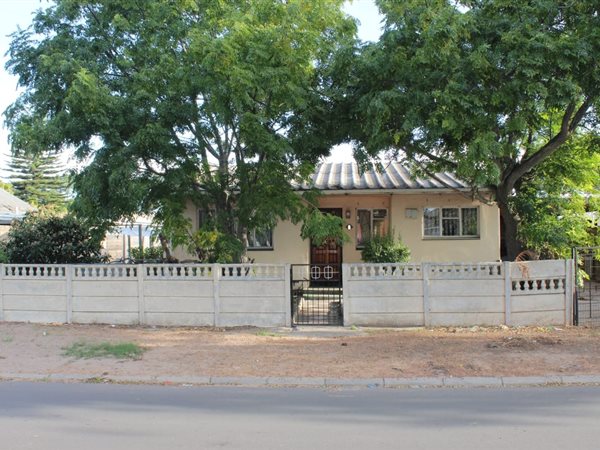 3 Bedroom House 3 Bedroom House