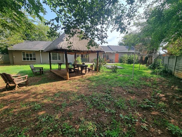 3 Bedroom House 3 Bedroom House